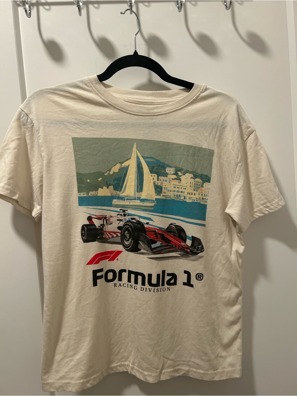 Official Formula 1 Racing Division Graphic Tee L